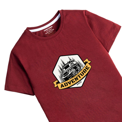 MAROON GRAPHICS ADVENTURE T-SHIRT
